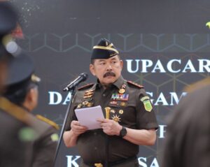 Dibalik bayang bayang keadilan : jejak korupsi dan integritas aparat penegak hukum dipertanyakan