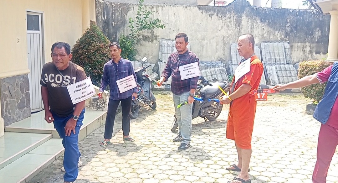 23 Adegan Rekontruksi Pembacokan Sadis OKU